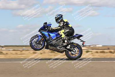 media/Nov-03-2024-TrackDaz (Sun) [[44580f4982]]/B Group/1220pm (Wheelie Bump)/